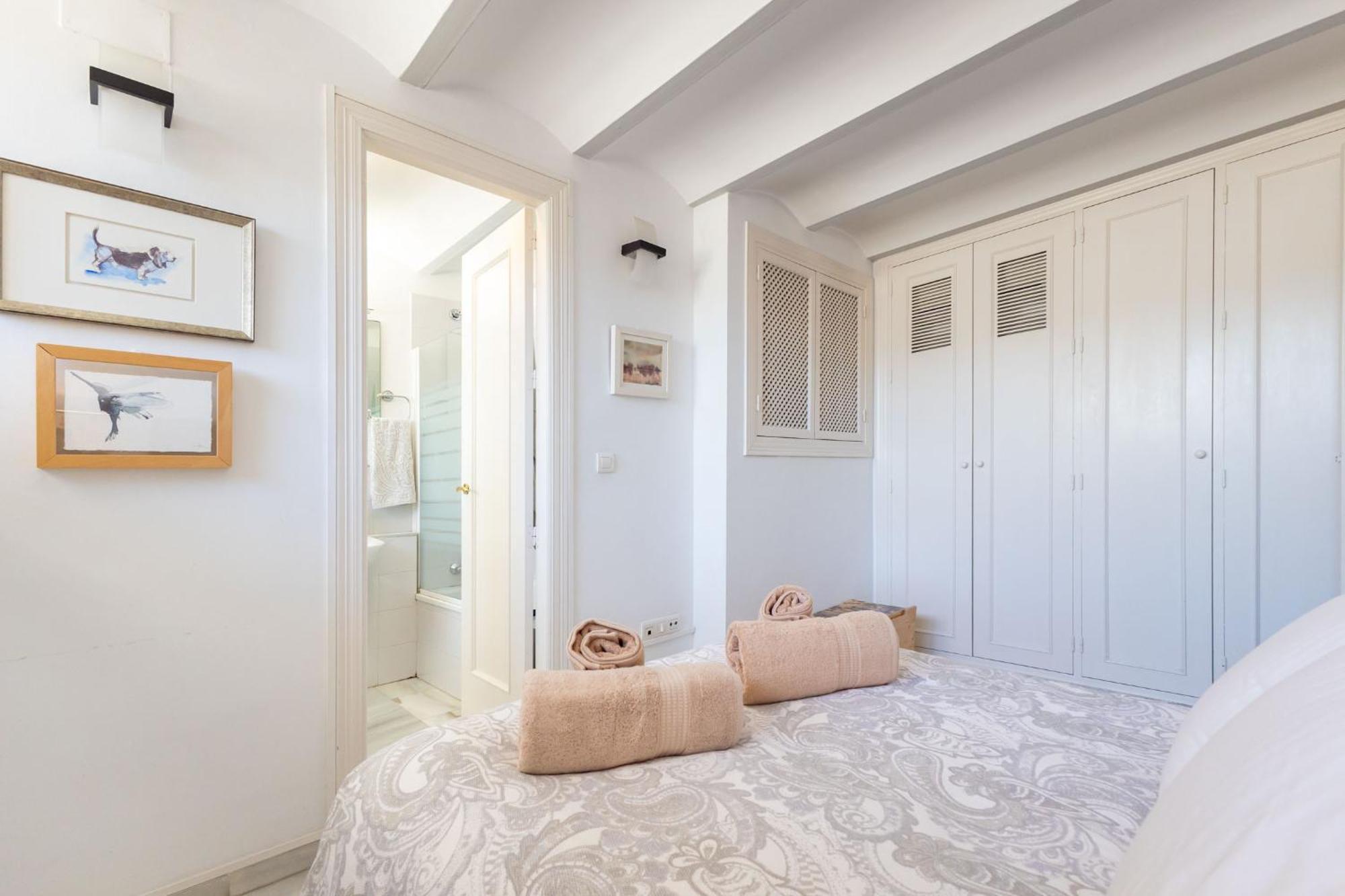 Charming 2 Bedroom Boutique Triplex With Private Terrace At Center By Ocityzen Apartment *