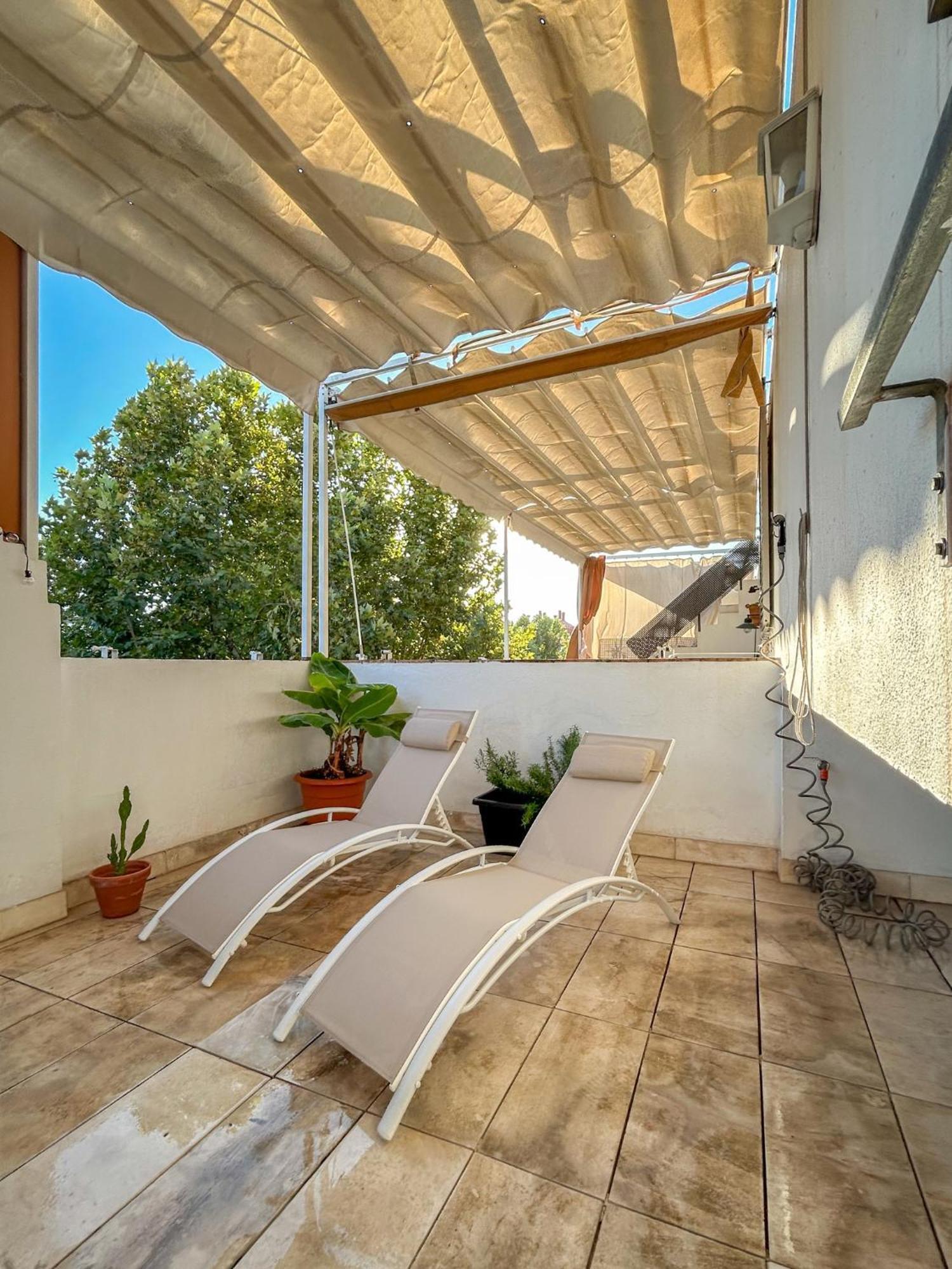 Apartment Charming 2 Bedroom Boutique Triplex With Private Terrace At Center By Ocityzen