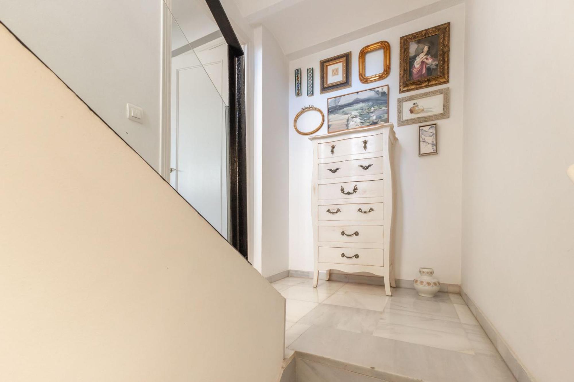 Charming 2 Bedroom Boutique Triplex With Private Terrace At Center By Ocityzen Siviglia